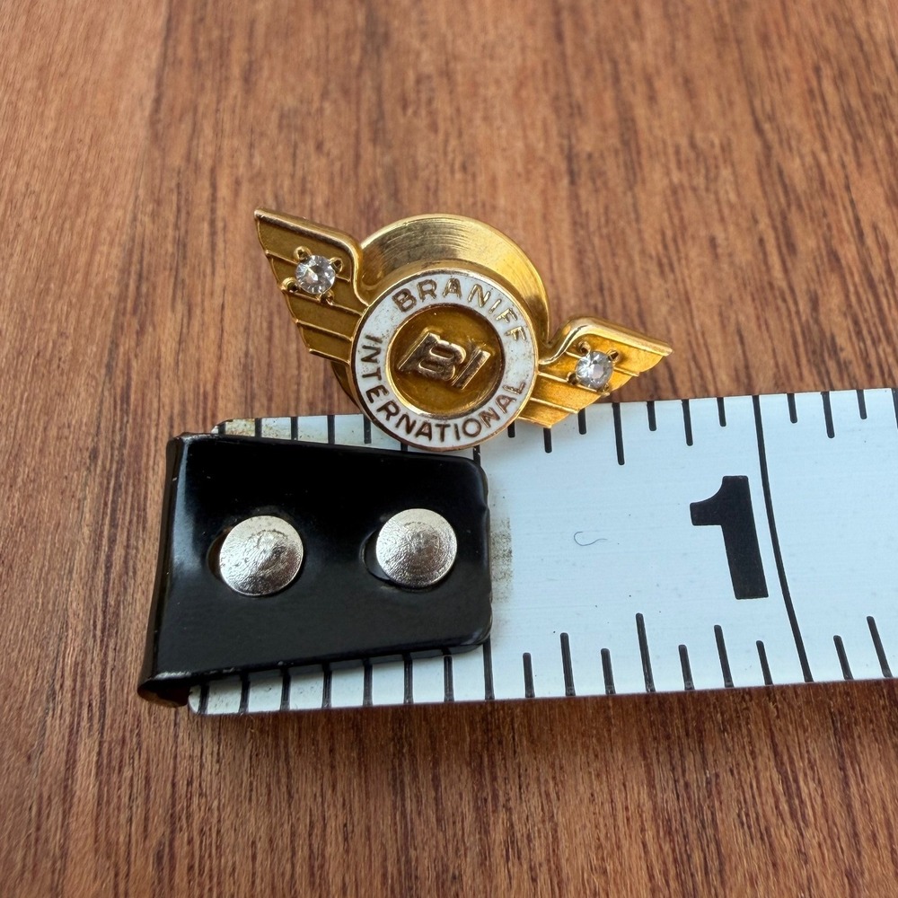 Vintage Braniff International Airways 1/10 10K Gold Filled Wing Pin 2 Stones